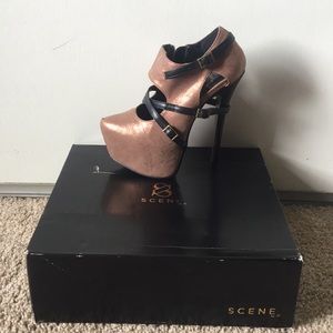 SCENE for ShoeDazzle “Ishani” Platform Heels